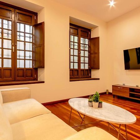 Pedro Nino Eleven Suites Sevilla Exterior foto